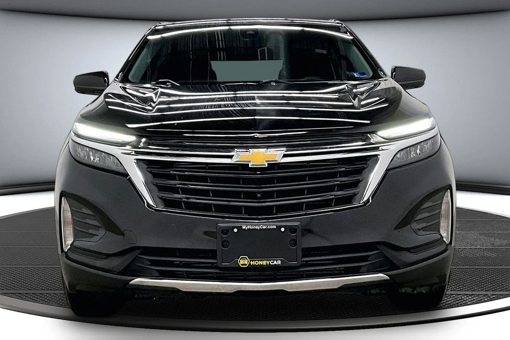 Used 2022 Black Chevrolet LT image 2