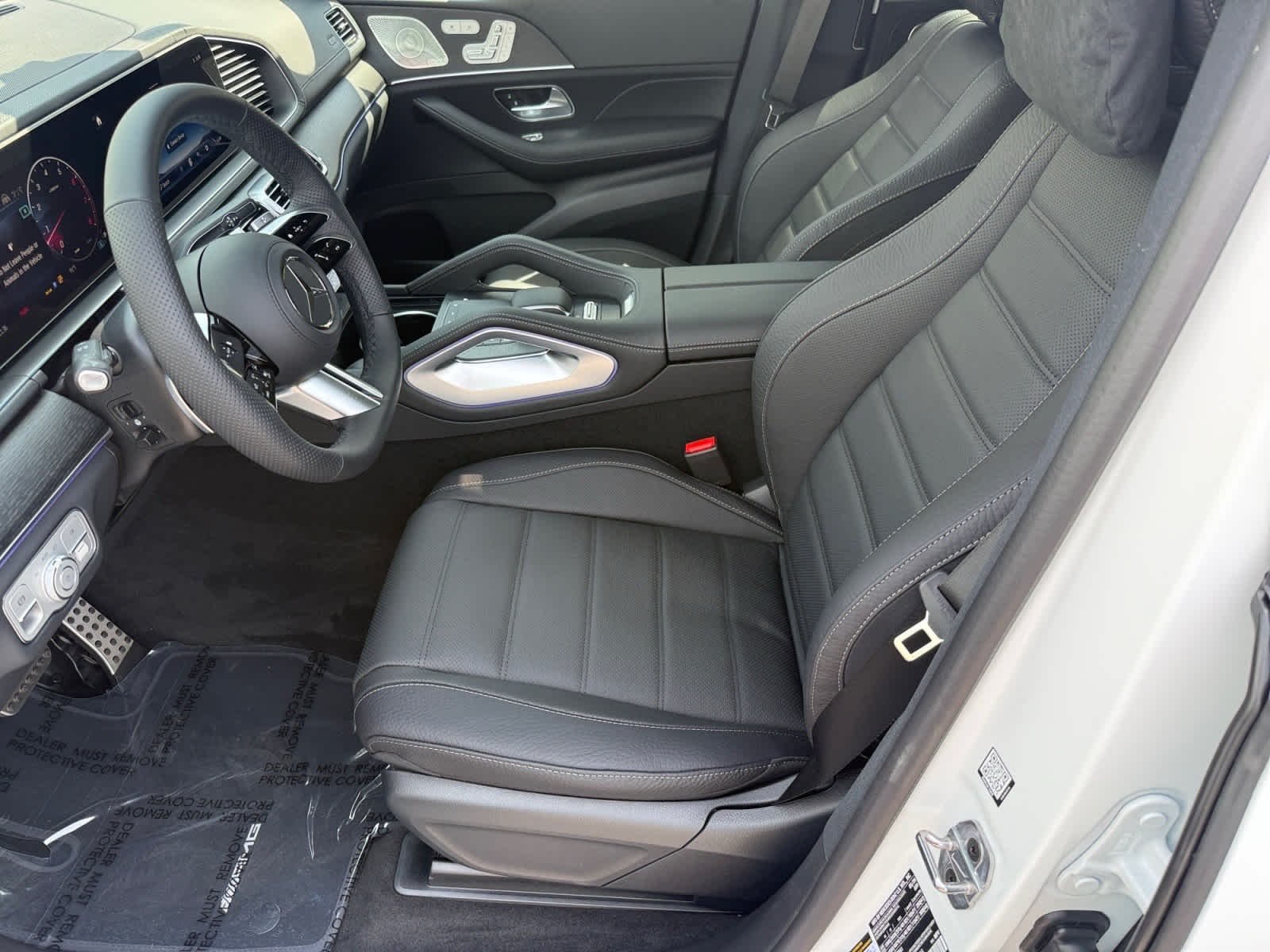 New 2026 MANUFAKTUR Moonlight White Magno Mercedes-Benz GLS 450 image 10