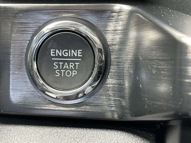 New 2026 Avalanche Ford F-250® Lariat® image 25