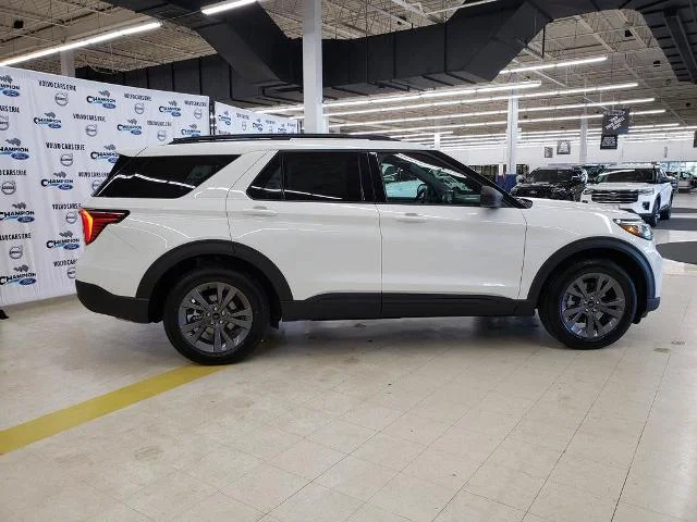 New 2027 Star White Metallic Tri-Coat Ford Active image 5