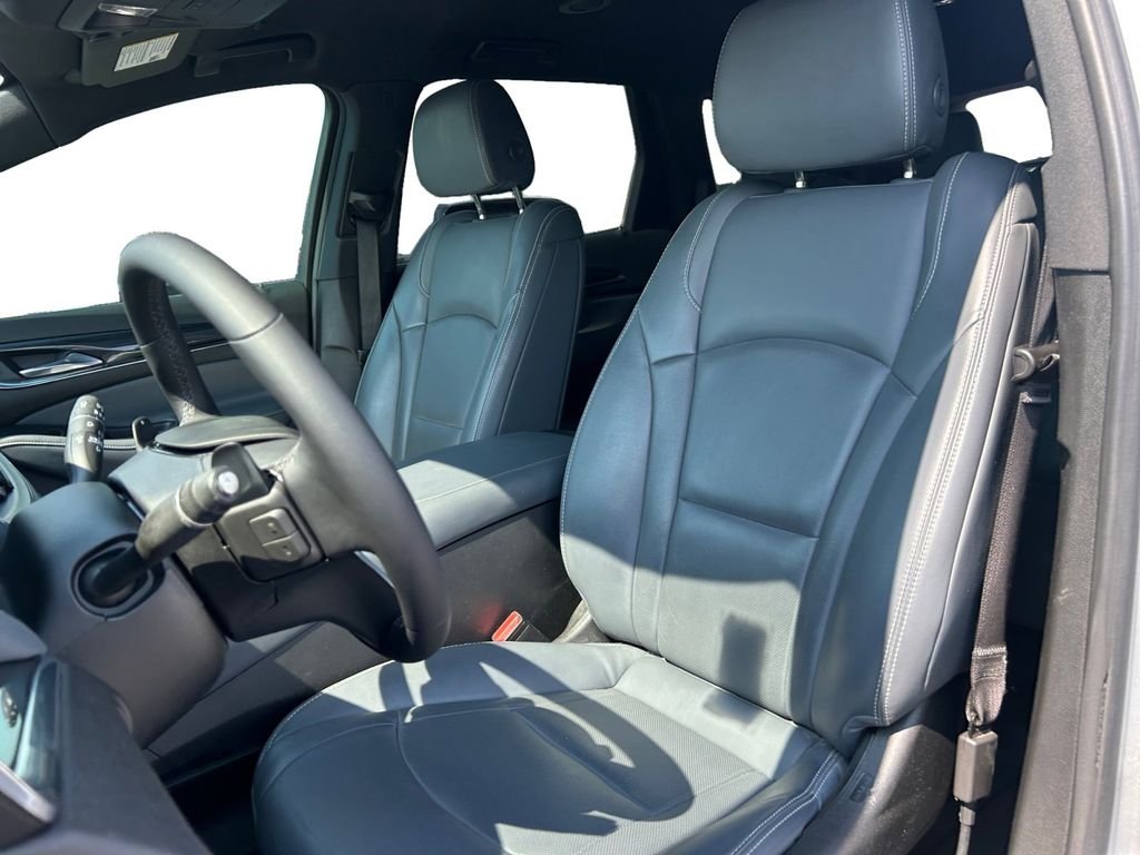 Used 2022 Silver Buick Essence image 26