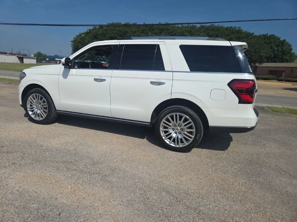 Certified Used 2024 White Ford Limited image 6