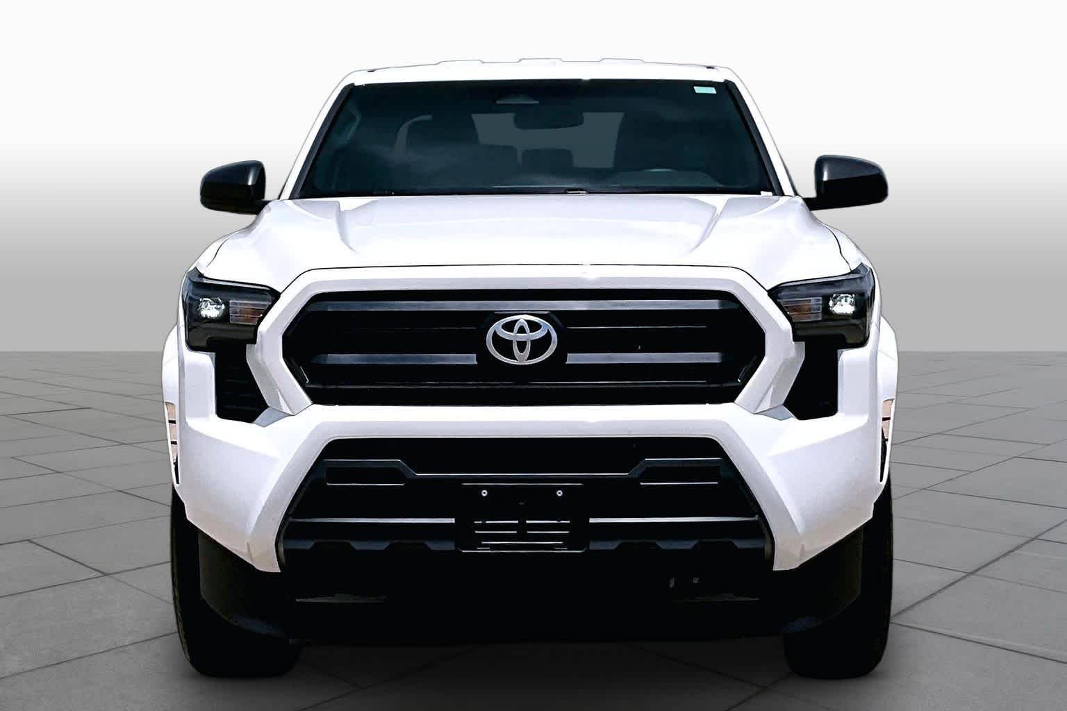 Used 2025 Ice Cap Toyota SR image 4