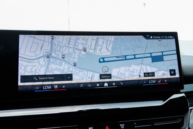 Used 2025 Black BMW 530i image 24