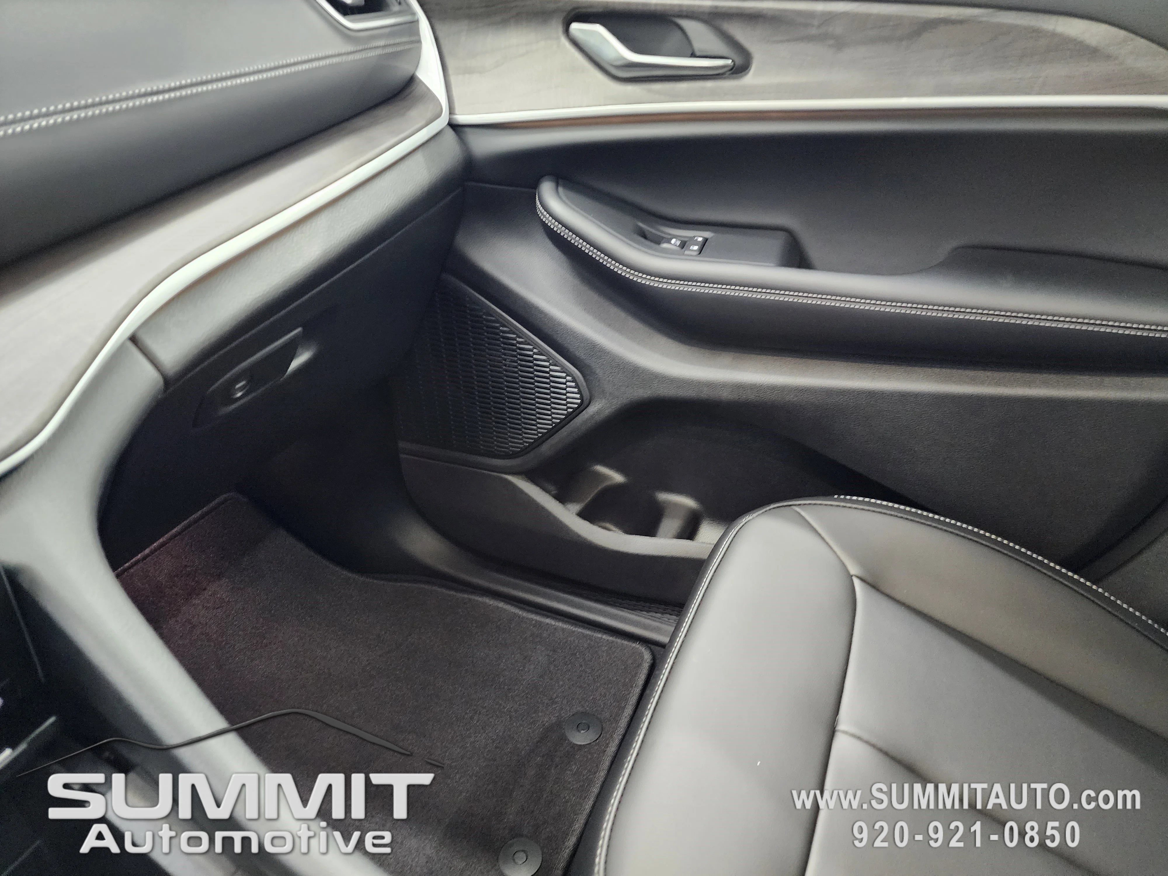 2025 Jeep Grand Cherokee Limited - Photo 13