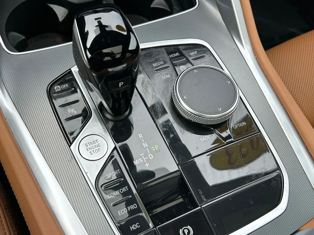 Used 2023 Black BMW xDrive40i image 27