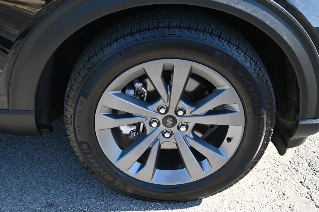 Certified Used 2024 Black Metallic Ford XLT image 17