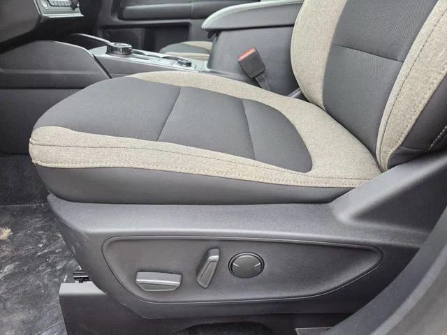 New 2026 Space White Metallic Ford Big Bend® image 32