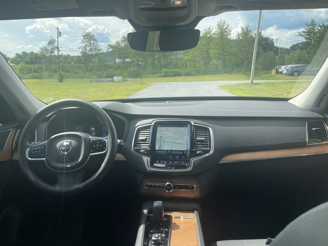 Used 2025 Black Volvo Plus image 9