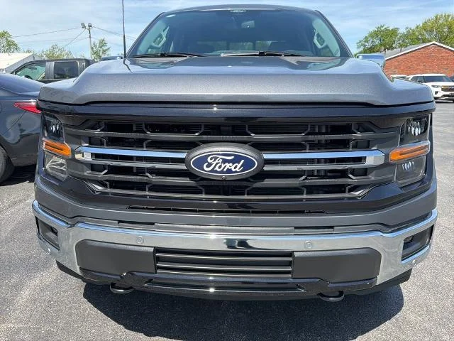 New 2026 Carbonized Gray Metallic Ford XLT image 29