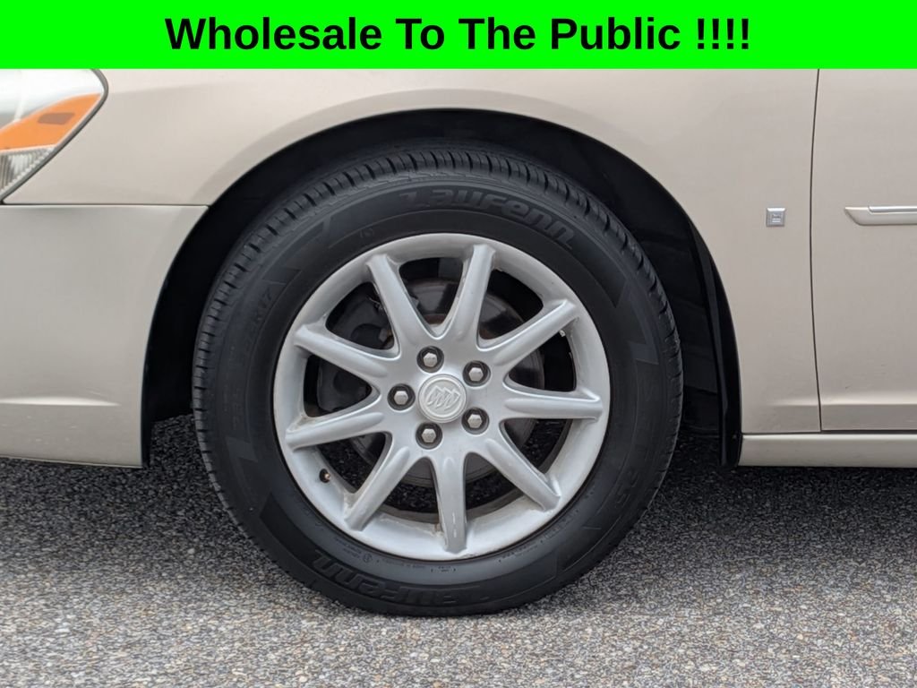 Used 2008 Gold Buick CXL image 10