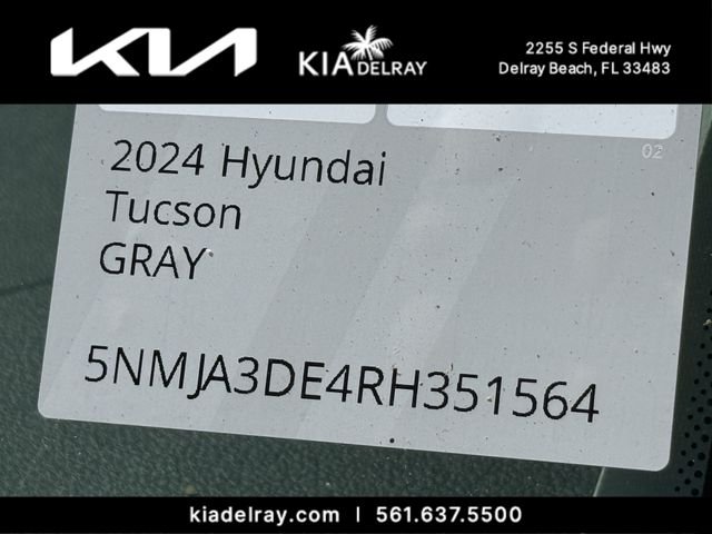 Used 2024 Gray Hyundai SE image 5