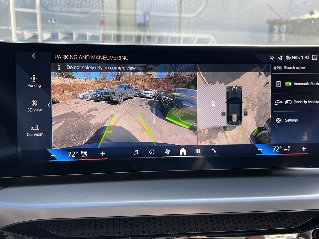 2025 BMW 2 Series 230i - Photo 17