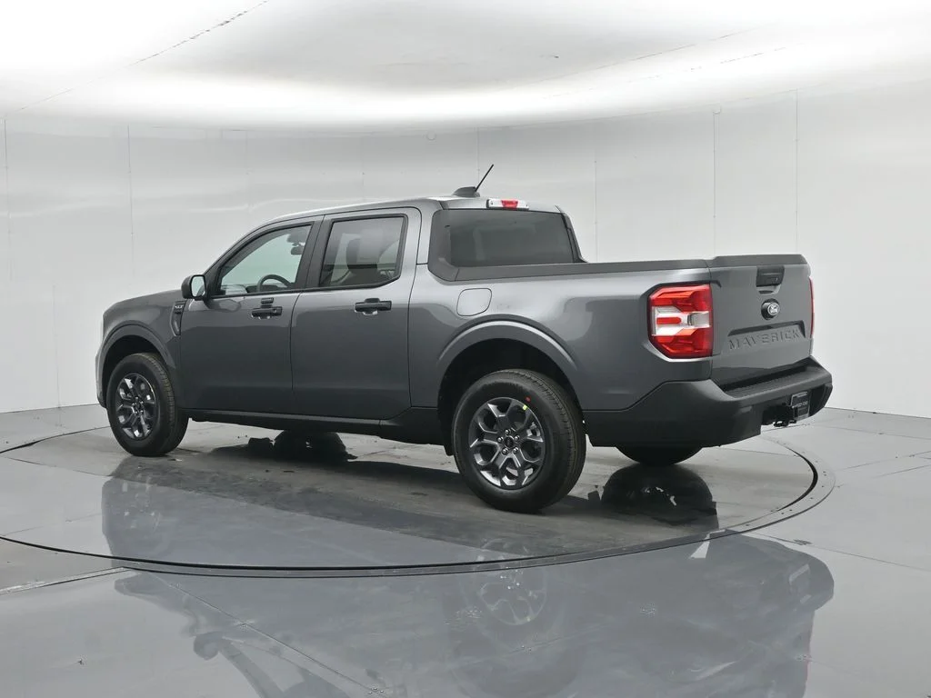 Certified Used 2026 Gray Ford XLT image 7