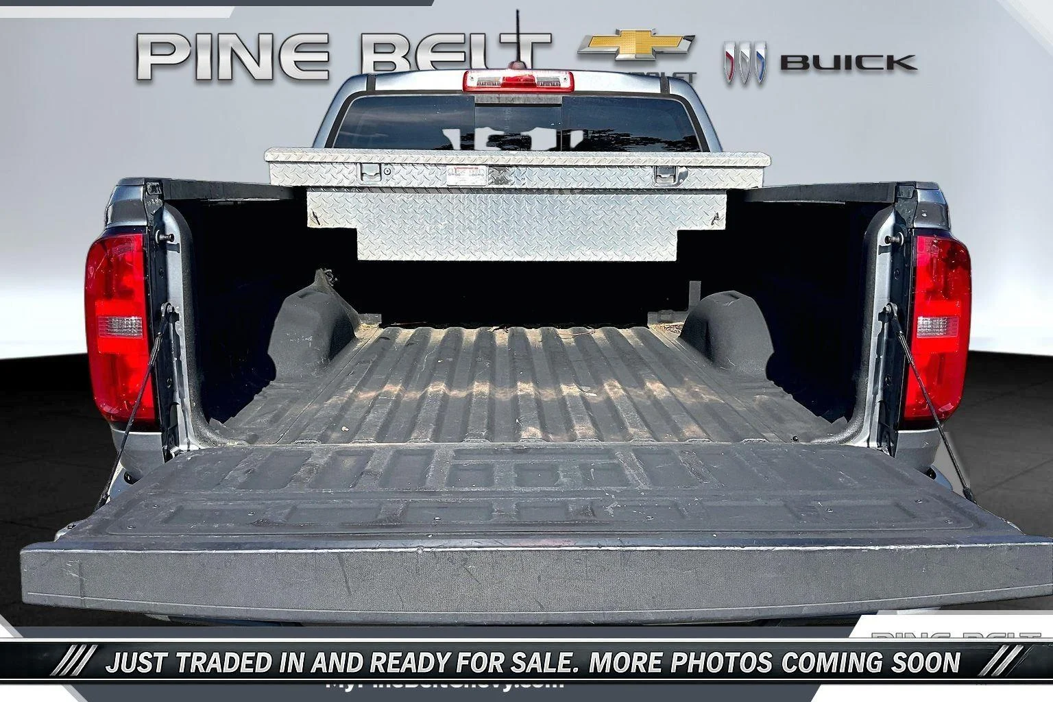 Used 2021 SATIN STEEL METALLIC Chevrolet 4WD Z71 image 5