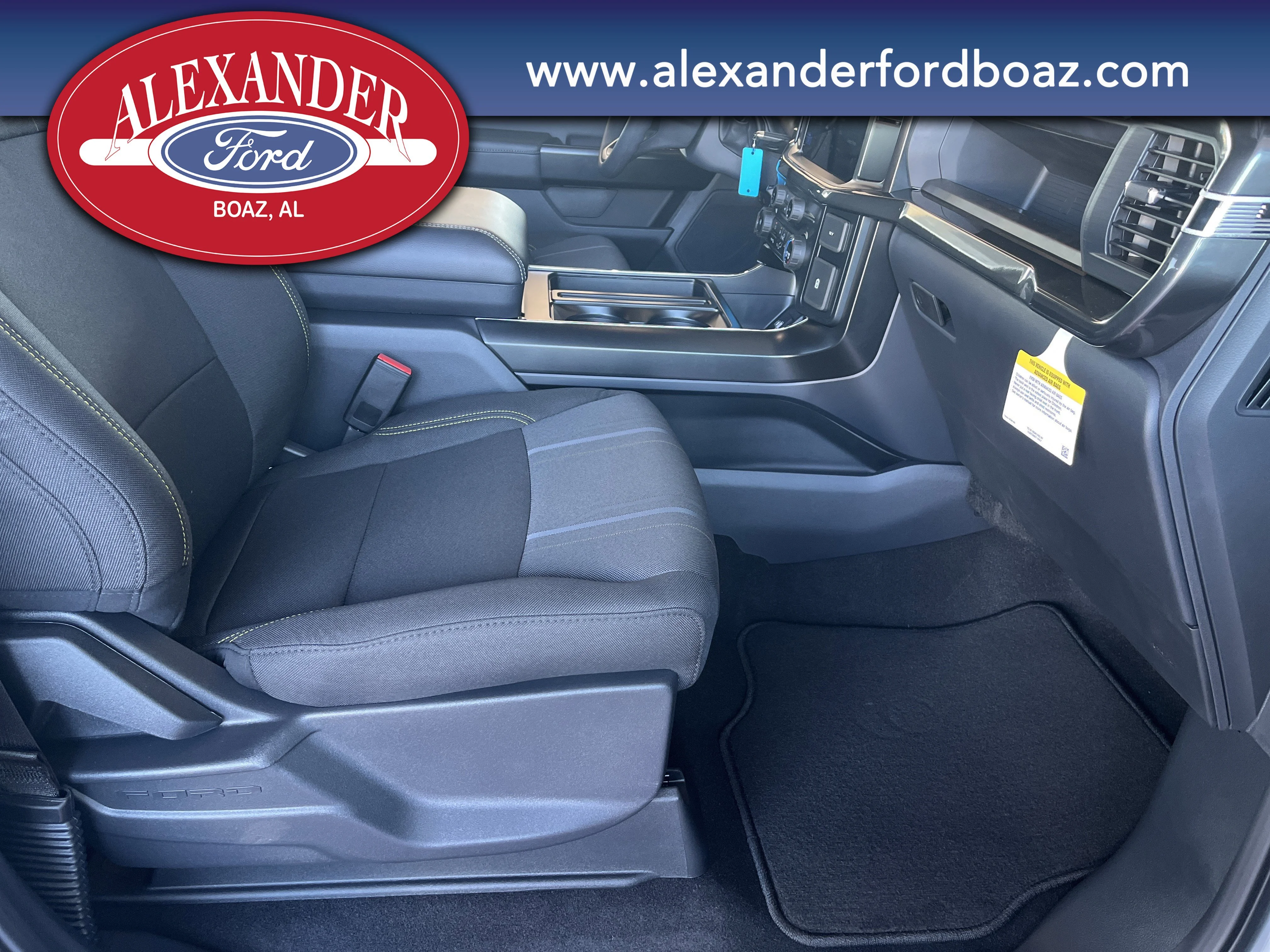 2025 Ford F-150 STX - Photo 16