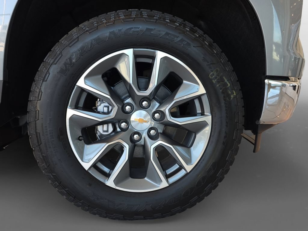 New 2026 Sterling Gray Metallic Chevrolet LT image 15