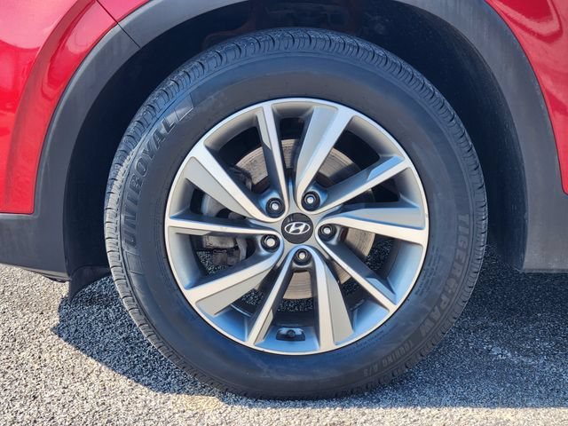 Used 2019 Red Hyundai SEL Plus image 10