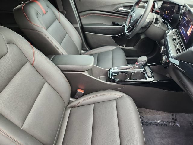 Used 2025 Mosaic Black Metallic Chevrolet 2RS image 19
