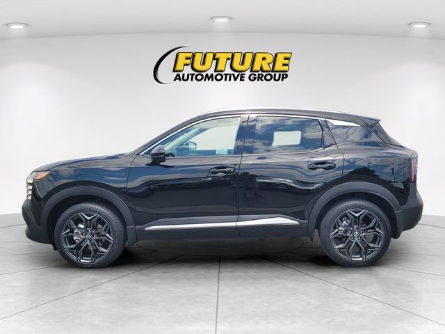 Used 2025 Black Nissan SR image 6