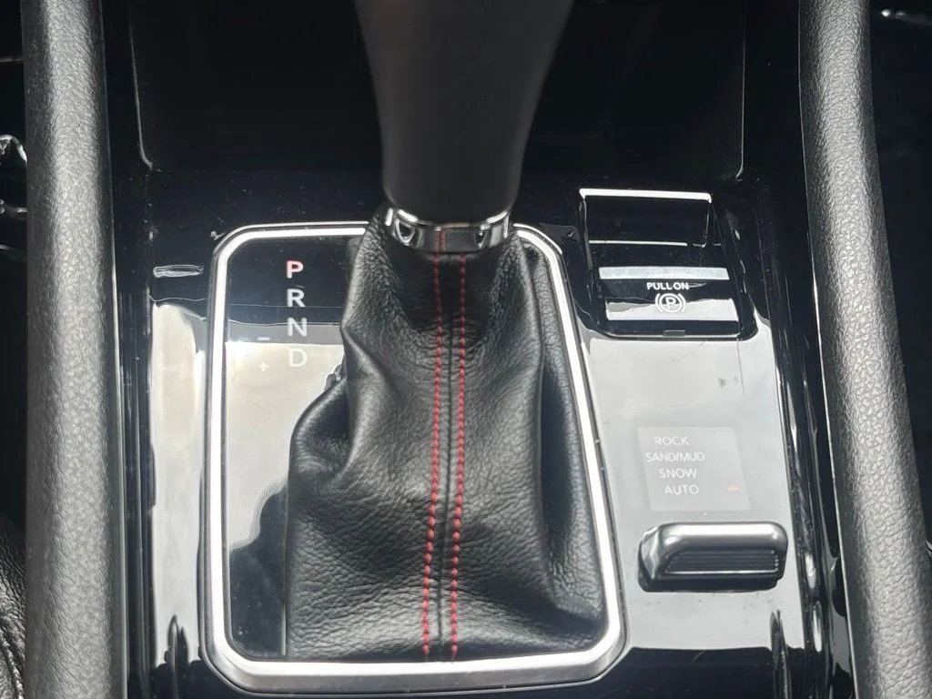 Used 2024 White Jeep Trailhawk image 14
