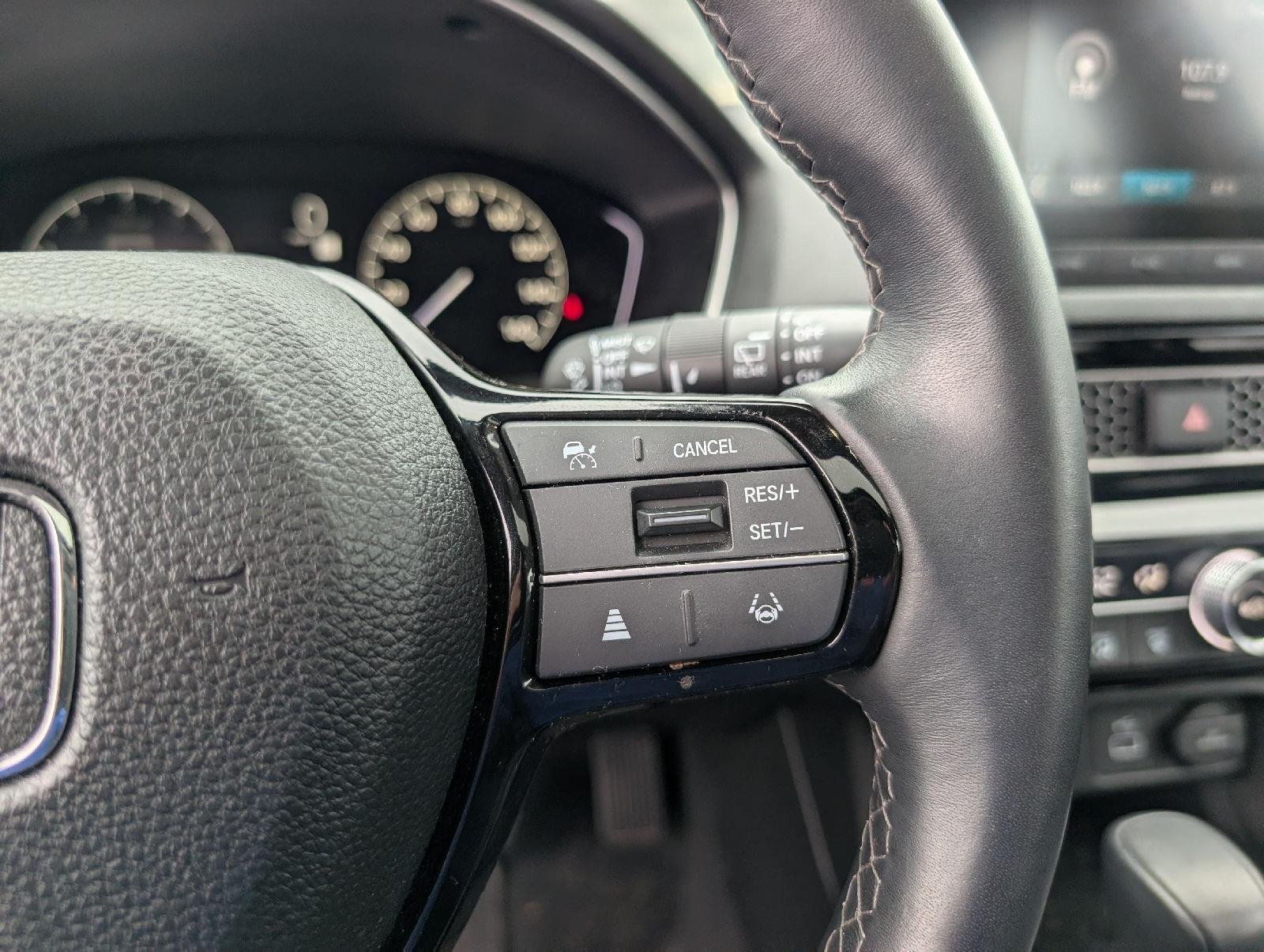 Used 2024 Meteorite Gray Metallic Honda EX-L image 14