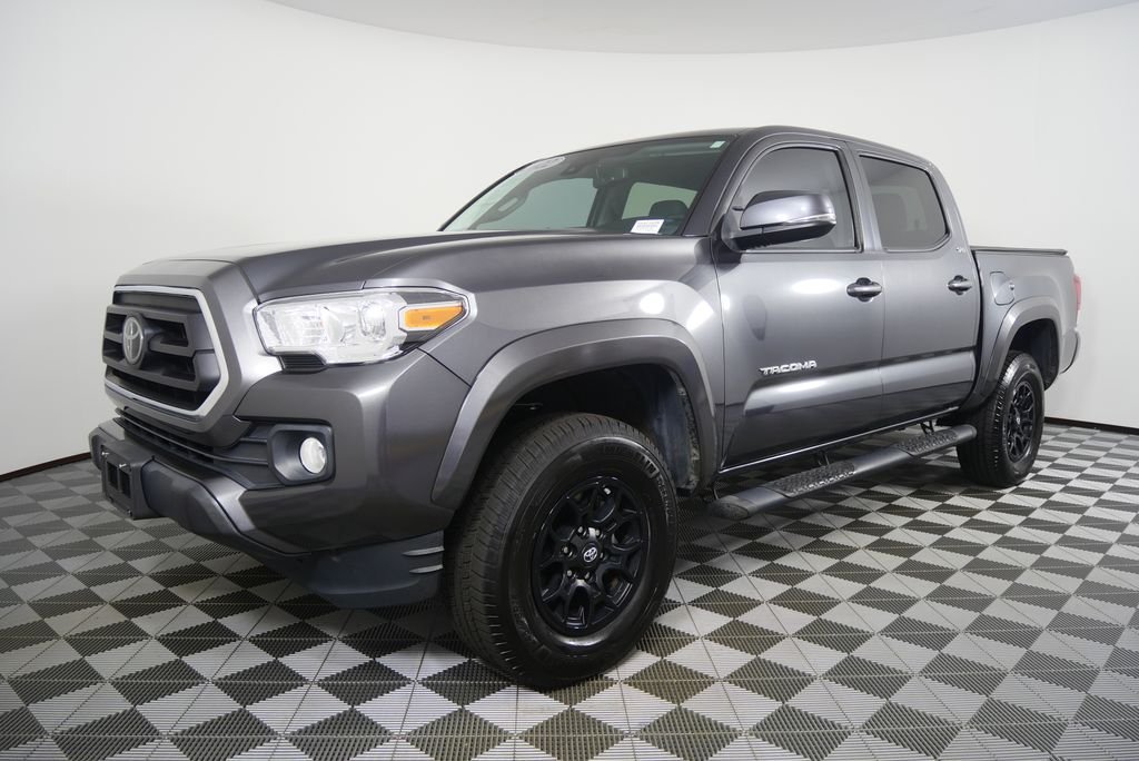 Used 2022 Magnetic Gray Metallic Toyota SR5 image 8