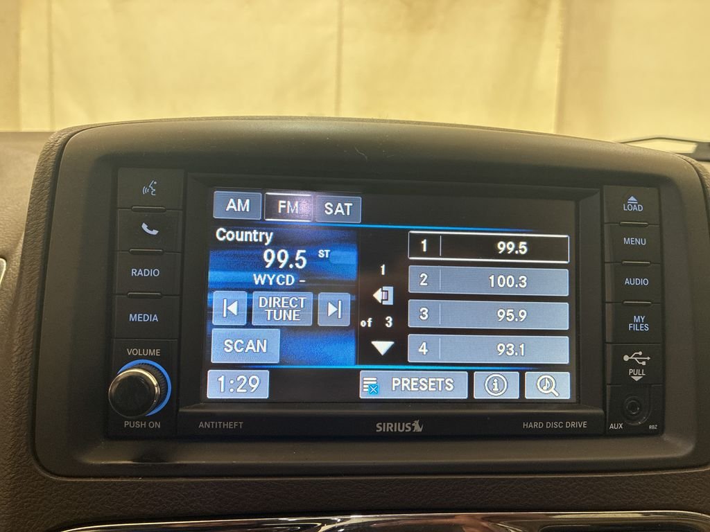 Used 2016 White Chrysler Touring image 15