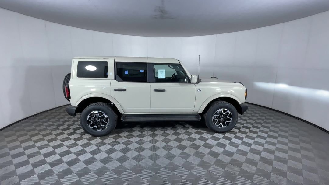 New 2026 Desert Sand Ford Outer Banks image 9