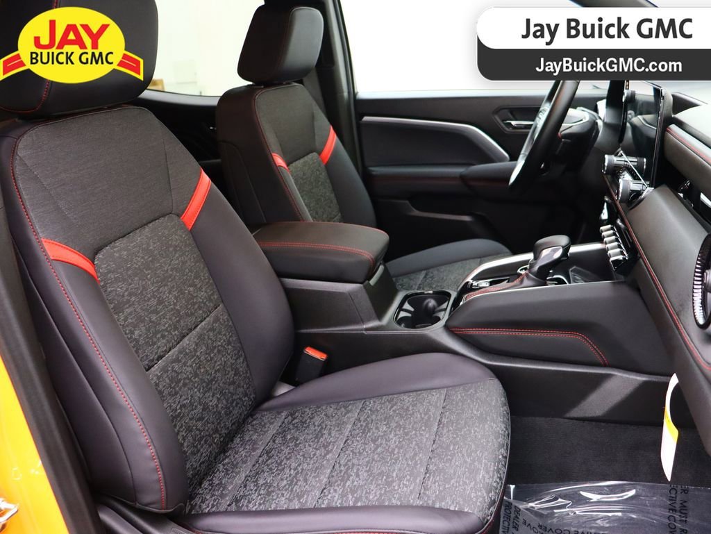 2026 Chevrolet Colorado Z71 - Photo 18