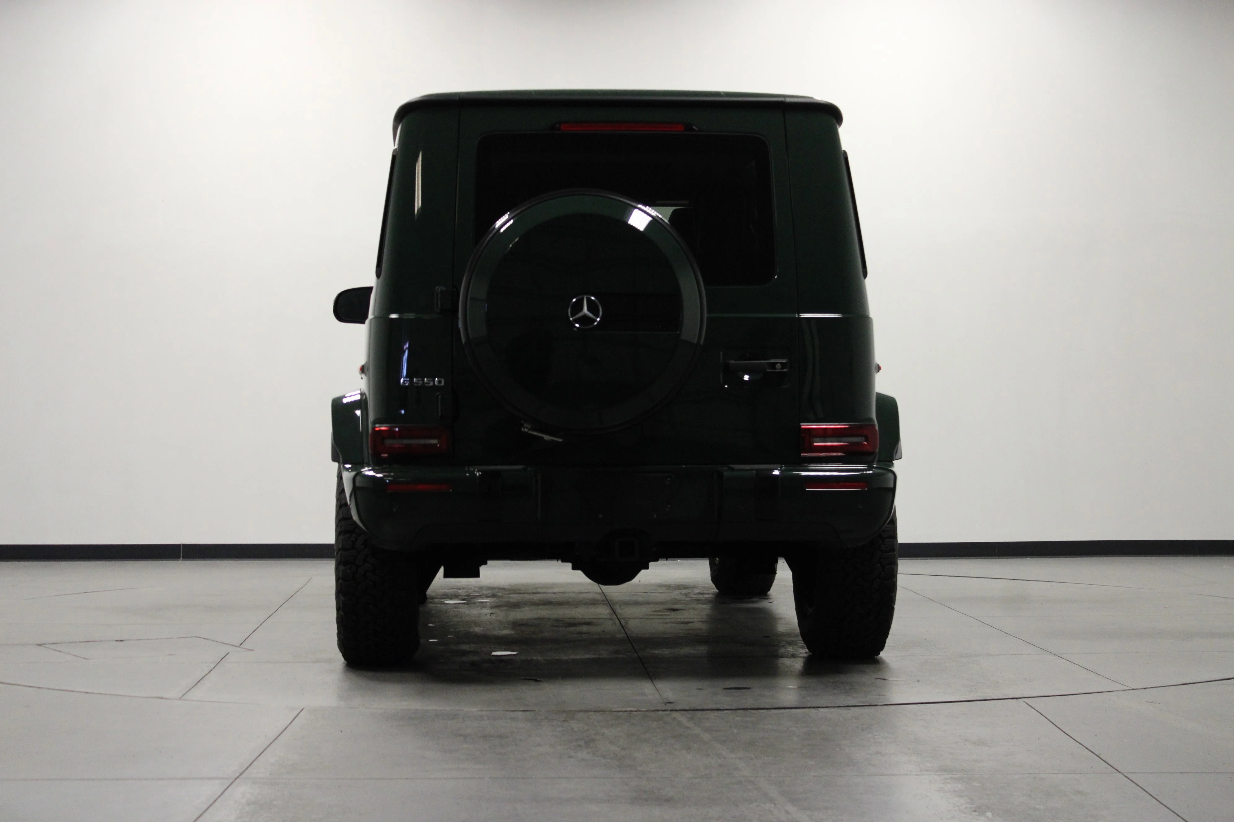 Used 2023 MANUFAKTUR Deep Green Mercedes-Benz G 550 image 5