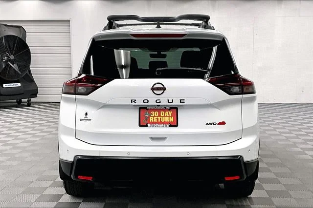 New 2026 Everest White Pearl Nissan Rock Creek image 4