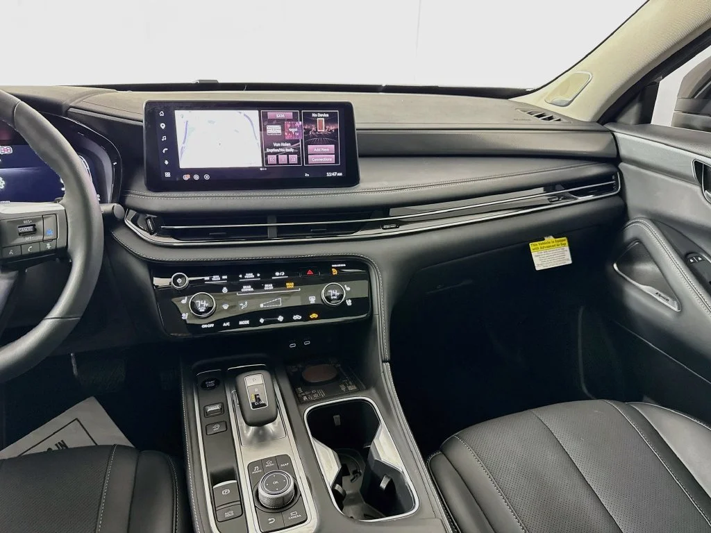 Certified Used 2027 Gray INFINITI LUXE image 32
