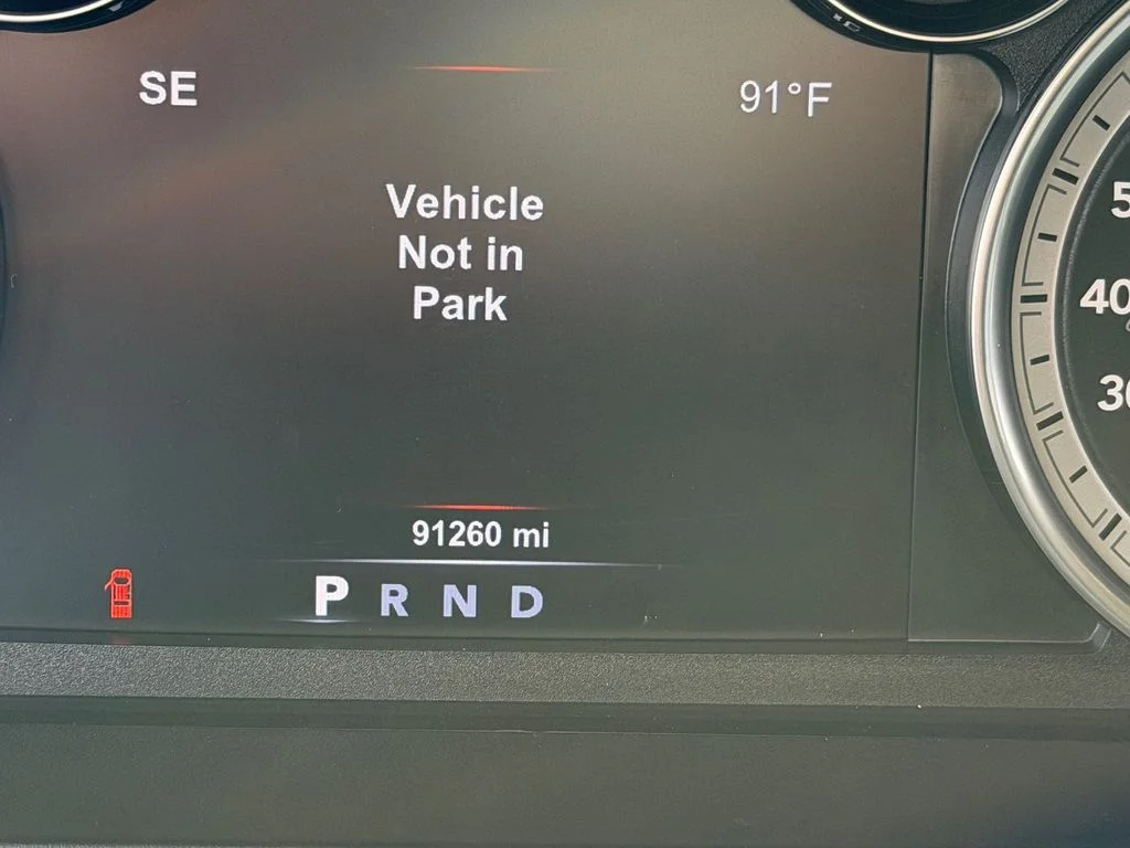 Used 2018 Granite Crystal Clearcoat Metallic Ram Laramie image 25