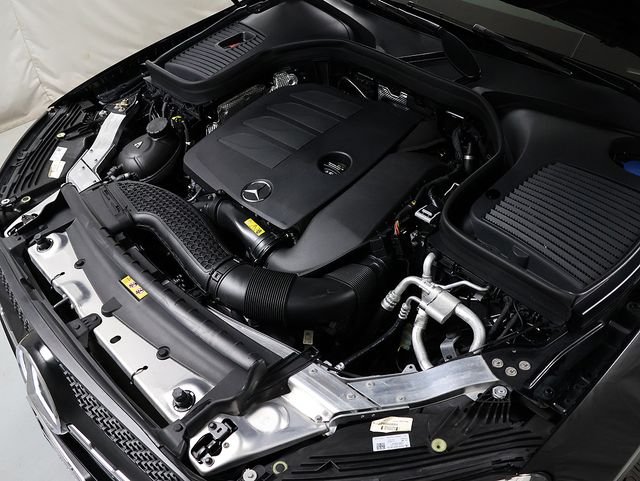 Certified Used 2023 Black Mercedes-Benz GLC 300 Coupe image 40