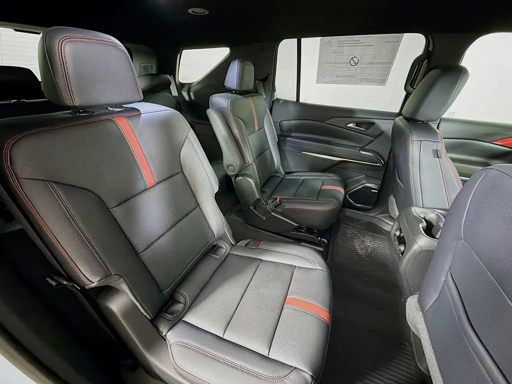 2026 Chevrolet Traverse RS - Photo 24