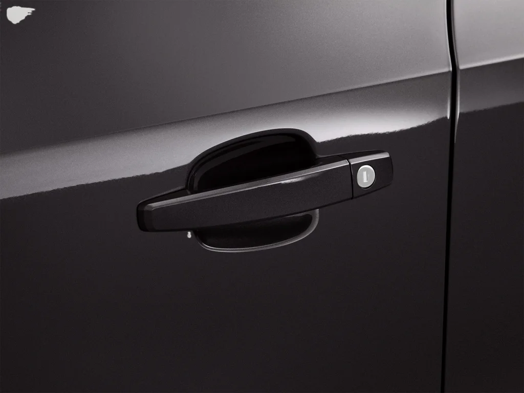 Used 2014 Gray Chevrolet 1LT image 57