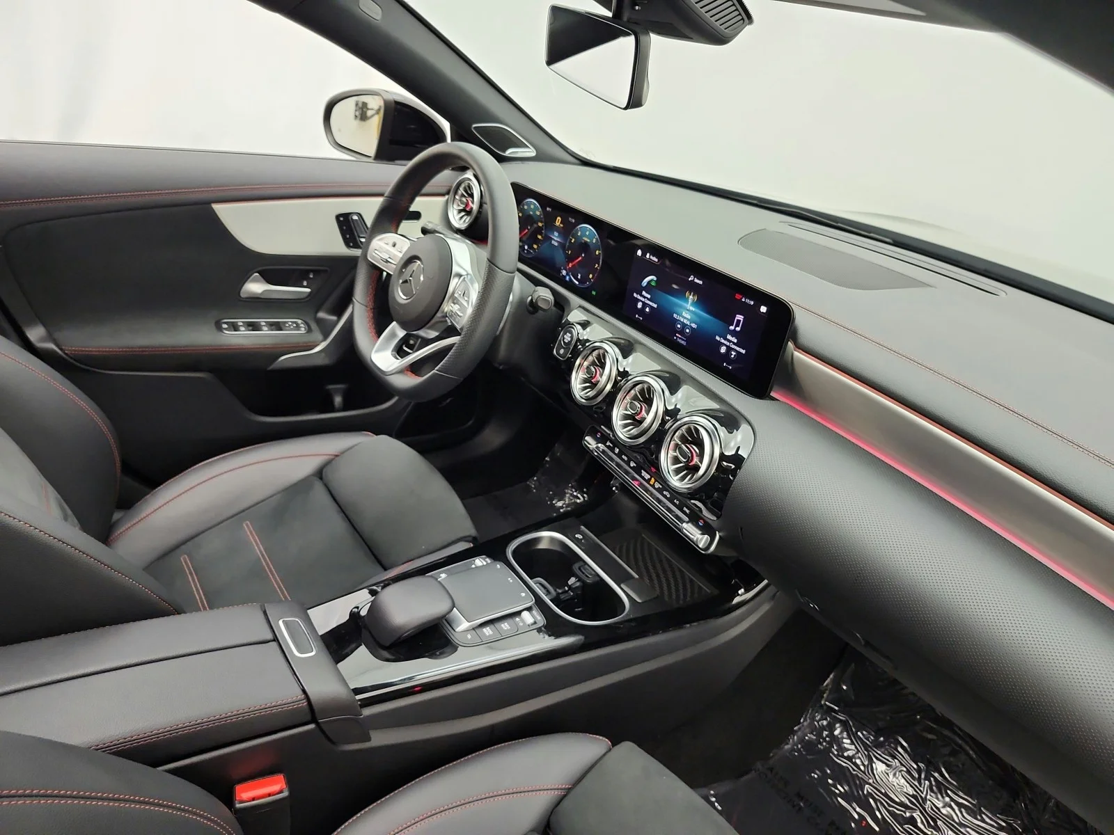 Used 2023 Night Black Mercedes-Benz CLA 250 Coupe image 18
