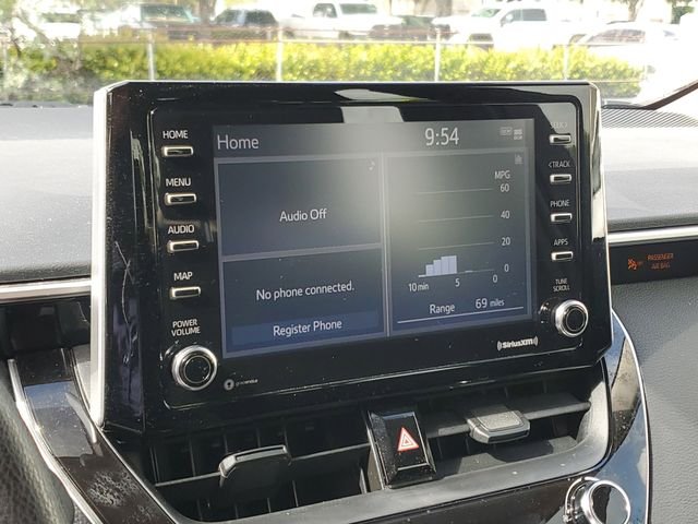 2021 Toyota Corolla LE - Photo 18