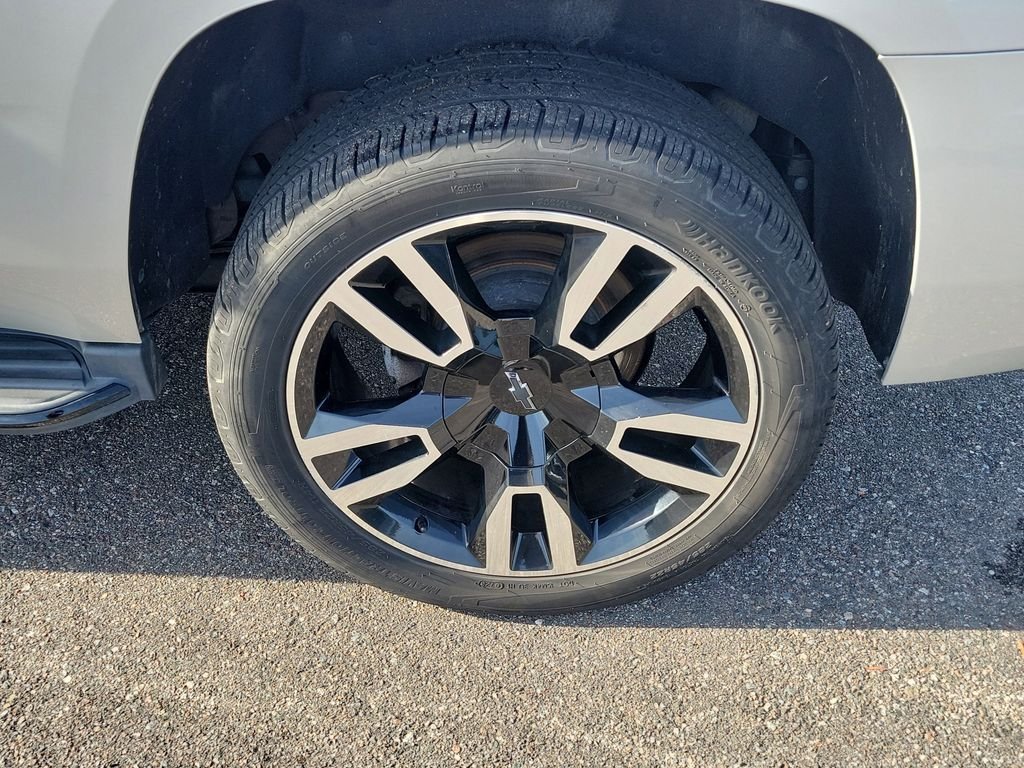 Used 2018 Silver Chevrolet LT image 38