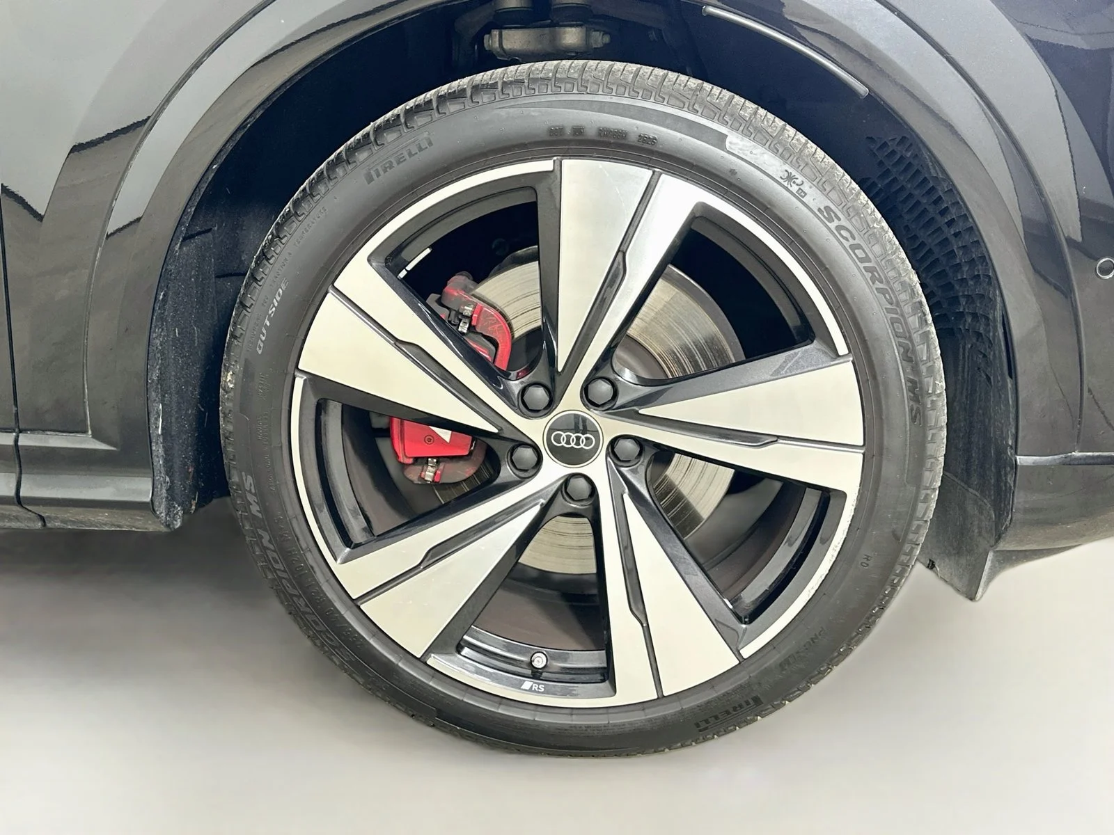 Used 2025 Black Audi  image 10