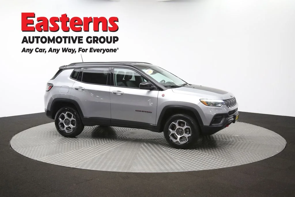 Used 2022 Silver Jeep Trailhawk image 47