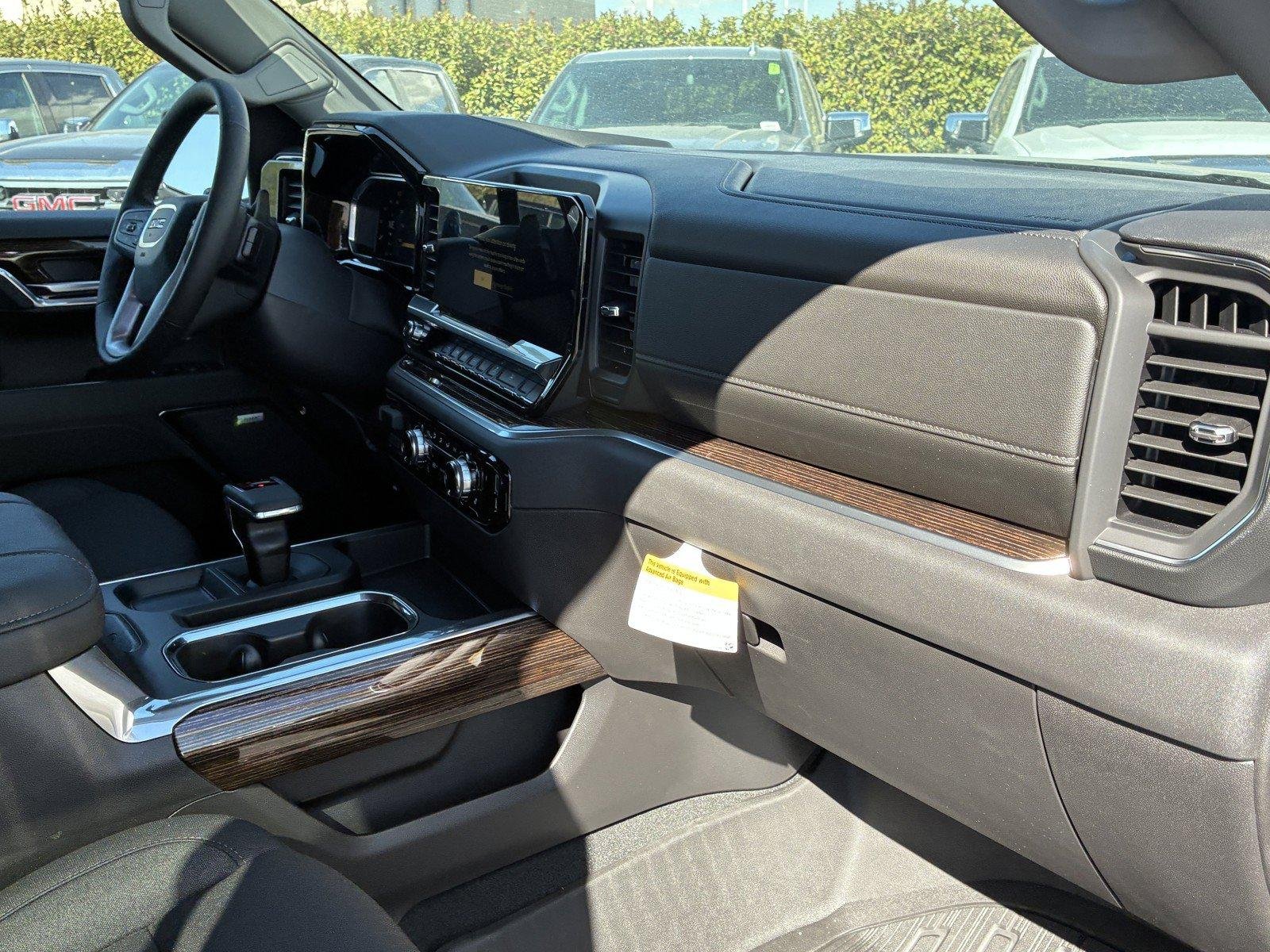 2026 GMC Sierra 1500 Elevation - Photo 8