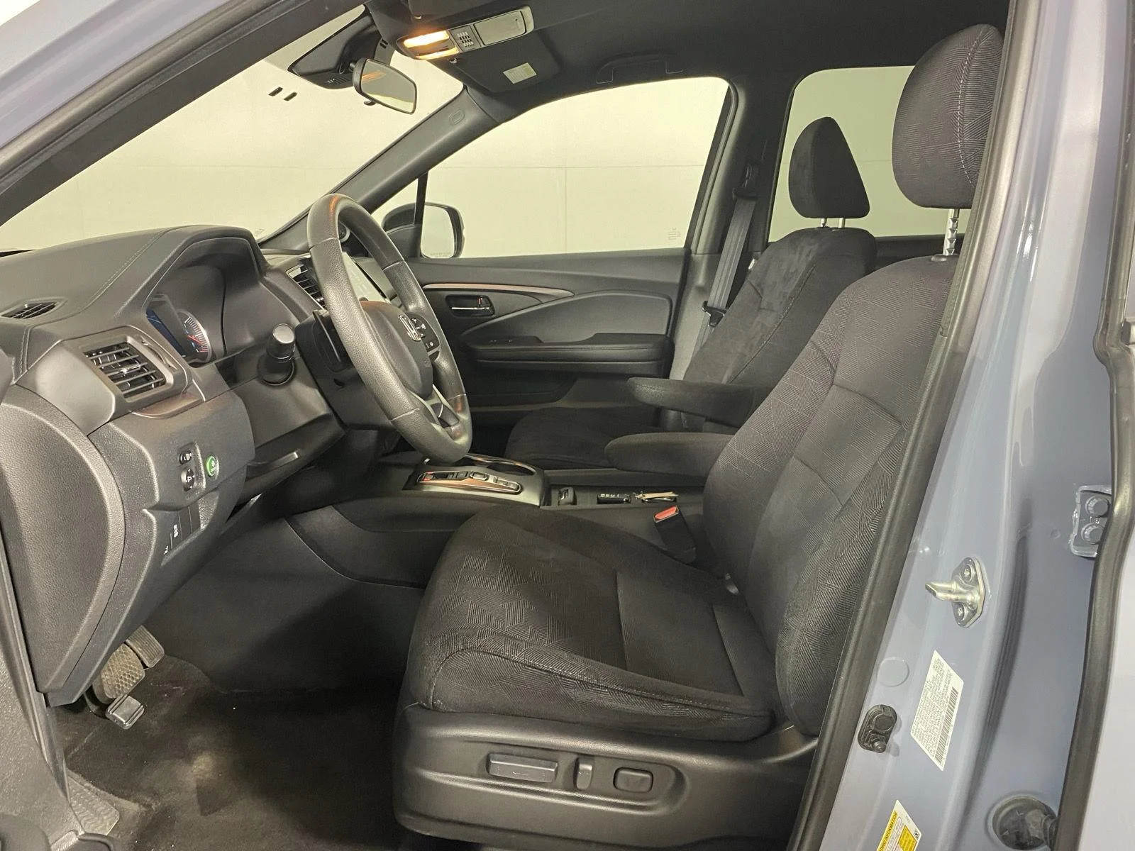 Used 2022 Sonic Gray Pearl Honda Sport image 12