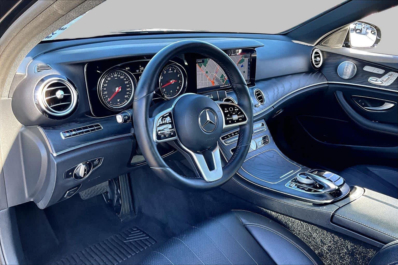 Used 2019  Mercedes-Benz E 300 image 16