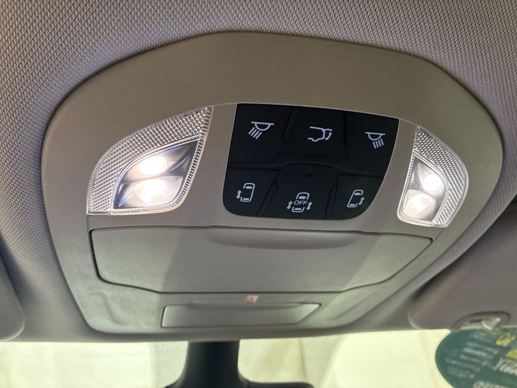 Used 2024 Silver Chrysler Touring L image 29