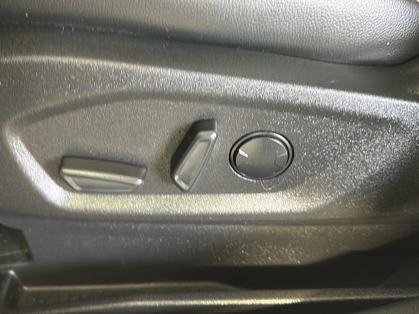 Used 2024 Carbonized Gray Ford SEL image 10