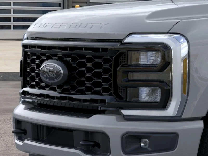 New 2026 Avalanche Ford F-350® XLT image 17