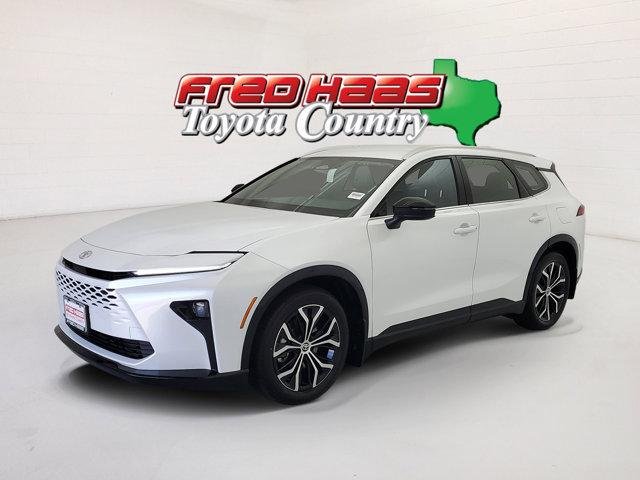 Certified Used 2026 OXYGEN WHITE Toyota  image 23