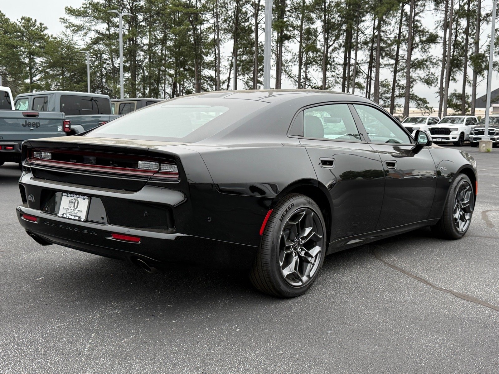 New 2026 Diamond Black Crystal Pearlcoat Dodge R/T 4 Door AWD image 3